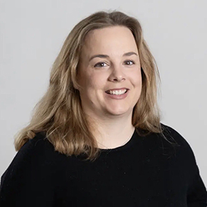 julia sprenger 300x300